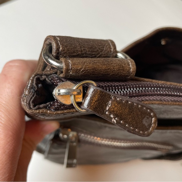 Braciano Brown Faux Leather shoulder/crossbody bag - Picture 8 of 13